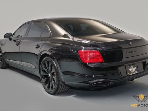 Used 2026 Bentley Flying Spur Azure image 7
