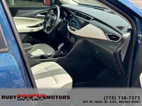 Used 2021 Buick Encore GX Preferred w/ Cold Weather Comfort Package AWD/4WD image 25