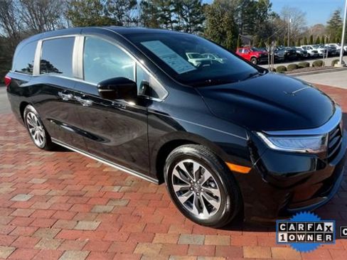 Certified 2024 Honda Odyssey EX-L image 3