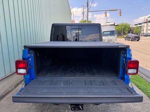 Used 2020 Jeep Gladiator Sport w/ Quick Order Package 24S AWD/4WD image 53