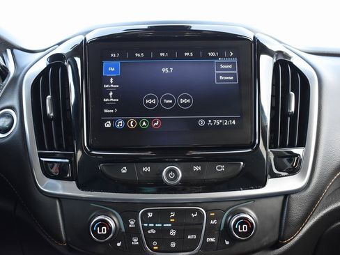 Used 2020 Chevrolet Traverse RS image 18