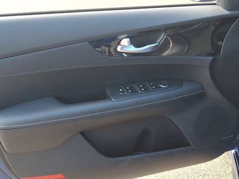 Used 2024 Kia Forte GT-Line w/ GT-Line Premium Package image 12