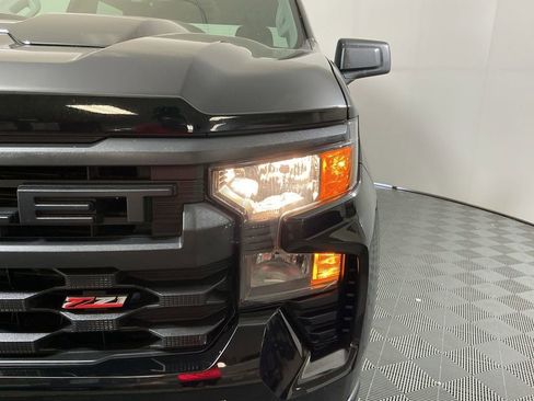 Used 2024 Chevrolet Silverado 1500 Custom Trail Boss w/ LPO, Dark Essentials Package AWD/4WD image 8