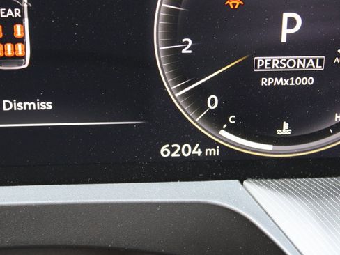 Used 2025 INFINITI QX80 Luxe w/ Cargo Package image 12