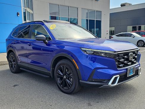 Used 2023 Honda CR-V Sport Touring image 3