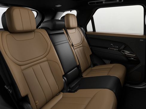 New 2027 Land Rover Range Rover Sport Dynamic SE AWD/4WD image 7