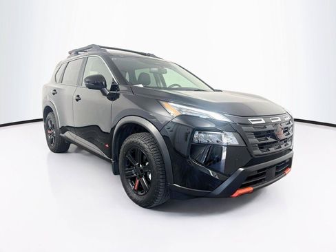 Used 2025 Nissan Rogue SV w/ Rock Creek Premium Package AWD/4WD image 7