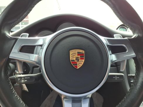 Used 2015 Porsche 911 Cabriolet image 17