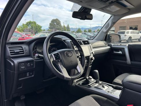 Certified 2023 Toyota 4Runner SR5 AWD/4WD image 11