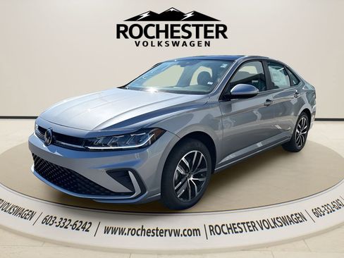 New 2025 Volkswagen Jetta SE FWD image 2