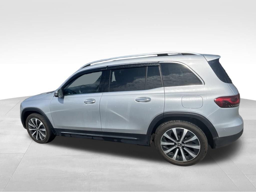 Used 2020 Mercedes-Benz GLB 250 4MATIC image 3