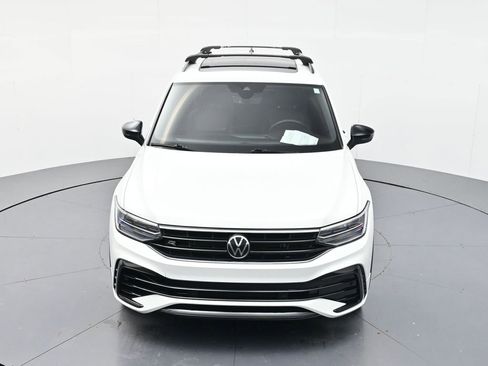 Used 2023 Volkswagen Tiguan SE R-Line FWD image 33