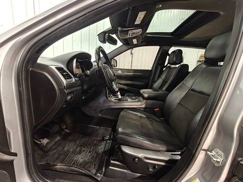 Used 2019 Jeep Grand Cherokee Altitude AWD/4WD image 23
