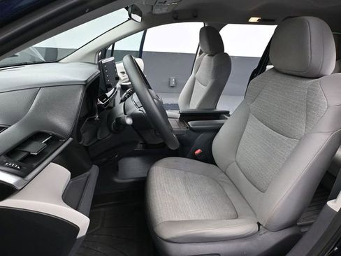 Used 2021 Toyota Sienna LE image 23
