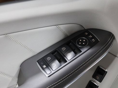 Used 2013 Mercedes-Benz GL 450 4MATIC image 65