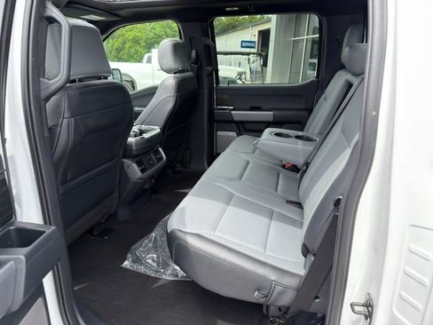 Used 2025 Ford F150 Lightning Lariat AWD/4WD image 21
