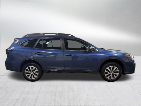 Used 2022 Subaru Outback Premium w/ Popular Package #1 AWD/4WD image 8
