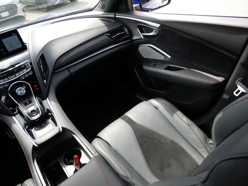 Used 2023 Acura RDX A-Spec image 11