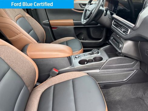 Certified 2025 Ford Bronco Sport Outer Banks w/ Outer Banks Tech Package+ image 17