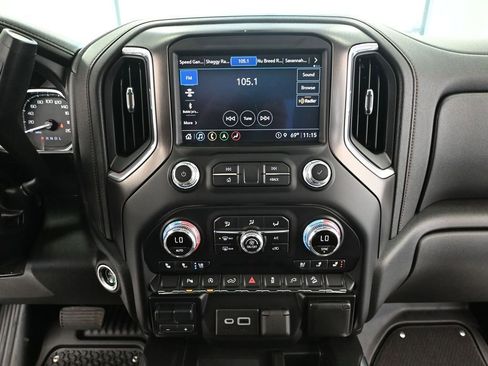 Used 2021 GMC Sierra 1500 AT4 w/ AT4 Premium Package AWD/4WD image 39