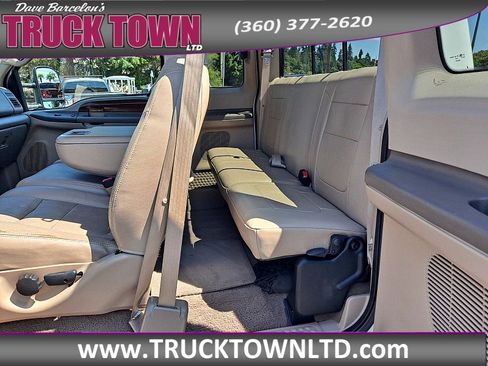 Used 2001 Ford F250 Lariat image 12