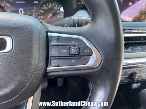 Used 2022 Jeep Compass Limited AWD/4WD image 21