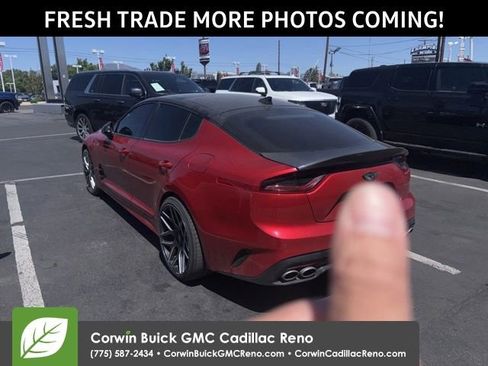 Used 2018 Kia Stinger GT2 AWD/4WD image 4