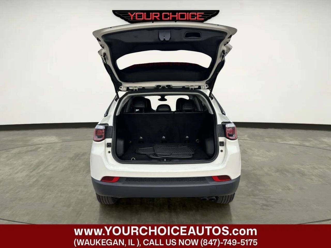 Used 2020 Jeep Compass Latitude AWD/4WD image 14