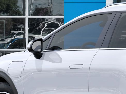 New 2026 Chevrolet Equinox EV LT AWD/4WD image 14