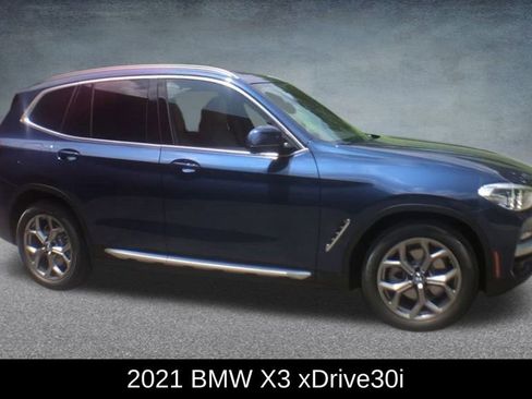 Used 2021 BMW X3 xDrive30i w/ Premium Package image 3