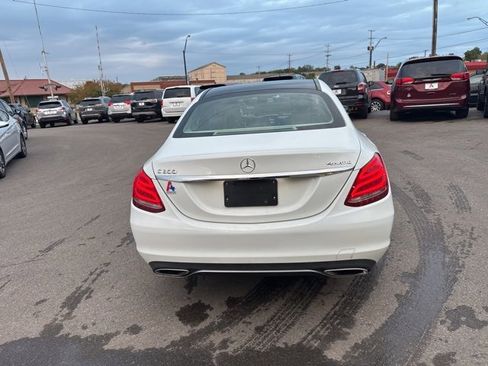 Used 2015 Mercedes-Benz C 300 4MATIC Sedan image 4