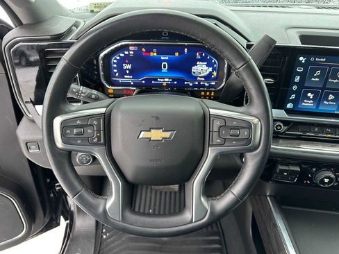 Certified 2024 Chevrolet Silverado 2500 LTZ w/ LTZ Convenience Package image 23