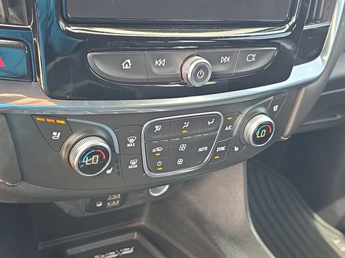 Used 2023 Chevrolet Traverse Premier w/ Redline Edition FWD image 28