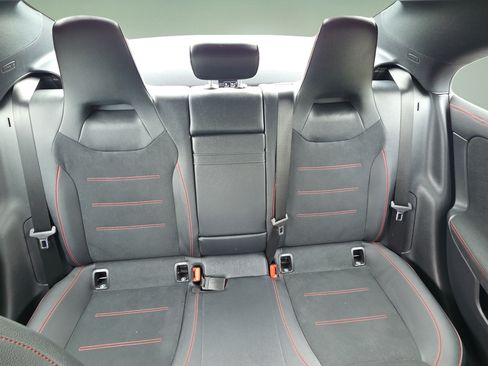 Used 2024 Mercedes-Benz CLA 250 4MATIC image 19