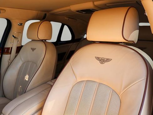 Used 2012 Bentley Mulsanne image 10
