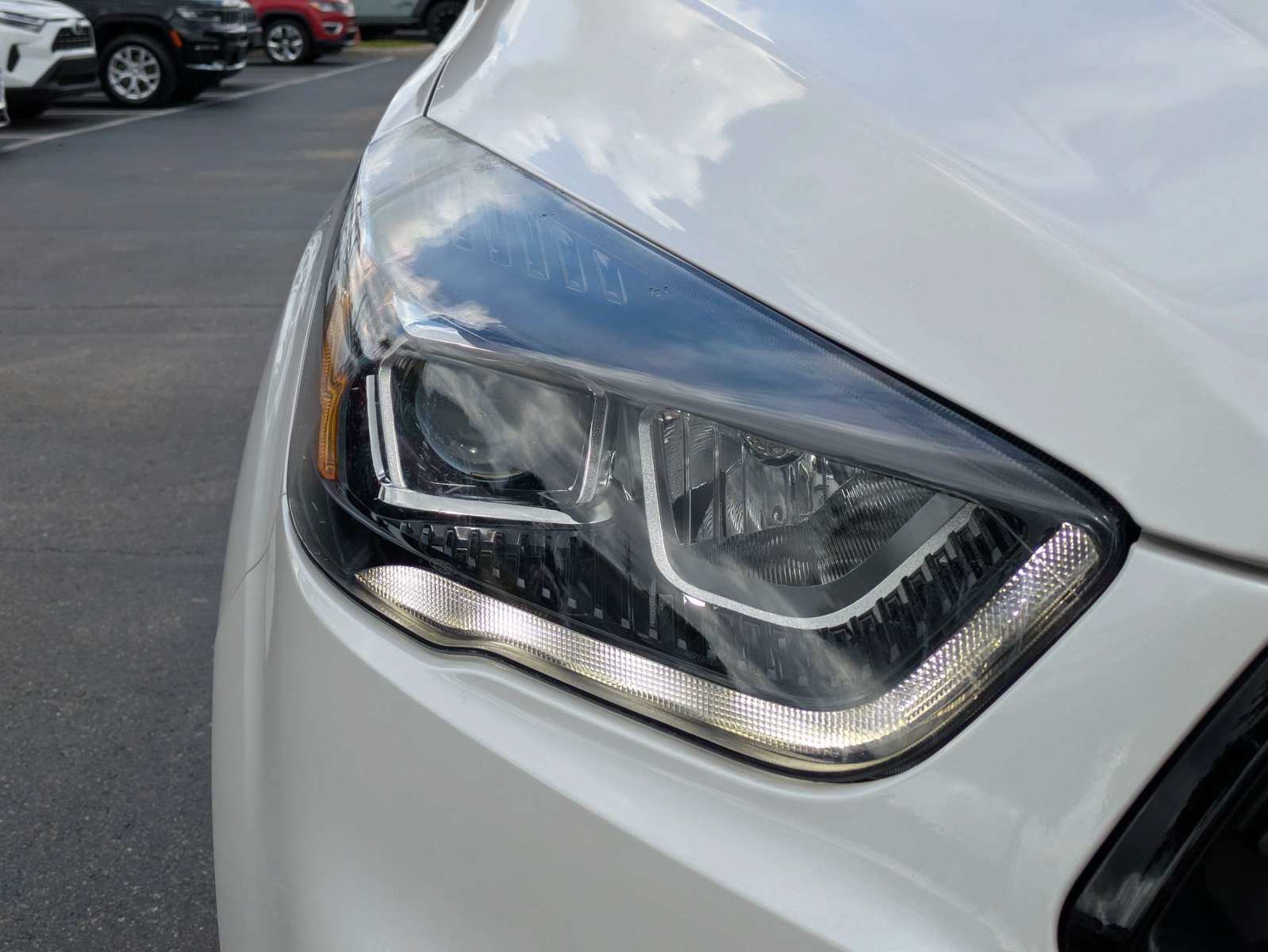 Used 2019 Ford Escape SEL FWD image 8