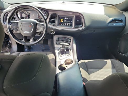 Used 2023 Dodge Challenger SXT RWD image 11