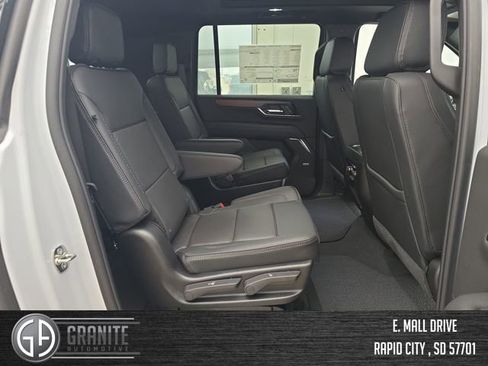 New 2026 GMC Yukon XL Denali w/ Sun & Power Step Package AWD/4WD image 38