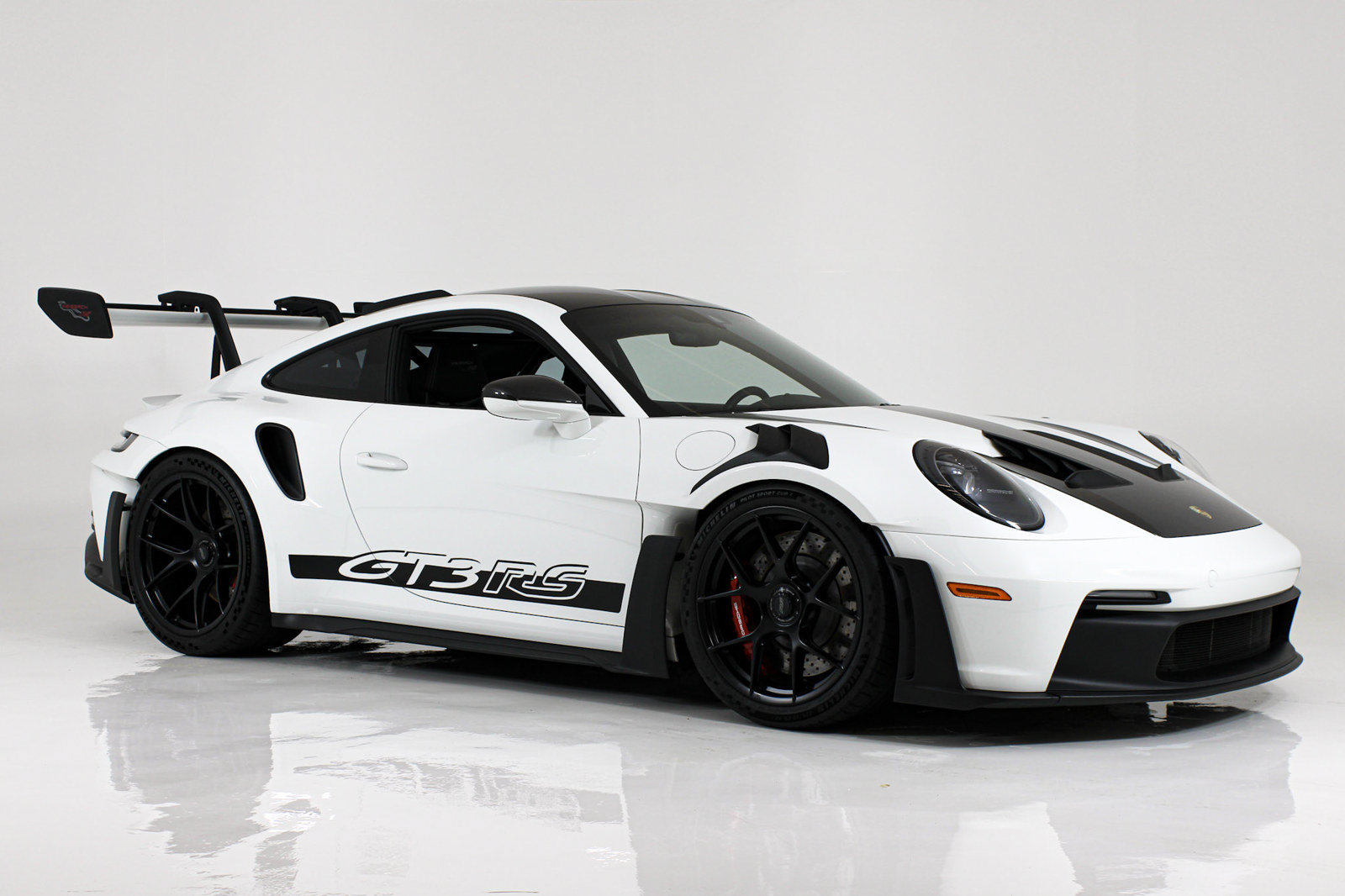 Used 2024 Porsche 911 GT3 RS RWD image 9
