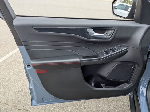 Certified 2024 Ford Escape ST-Line w/ Tech Pack #1 image 15