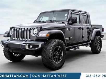 Used 2021 Jeep Gladiator Overland w/ Popular Equipment Package