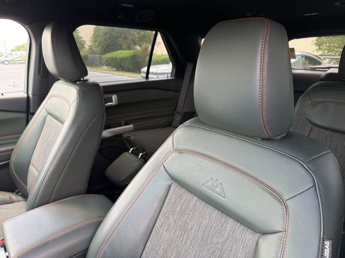 Used 2023 Ford Explorer Timberline image 19