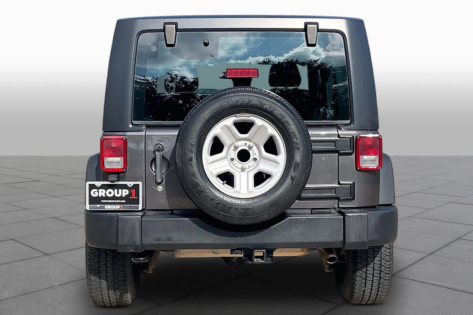 Used 2014 Jeep Wrangler Sport AWD/4WD image 5