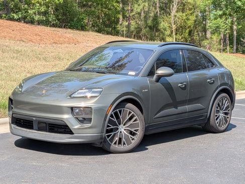 Certified 2025 Porsche Macan Electric RWD image 1