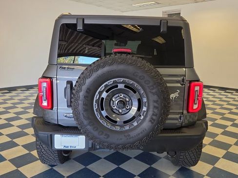Used 2024 Ford Bronco Badlands image 6