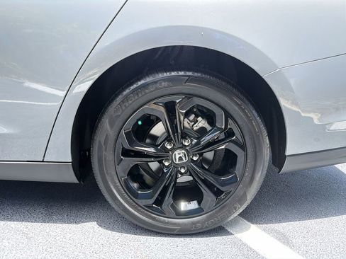 Used 2025 Honda Accord SE image 28