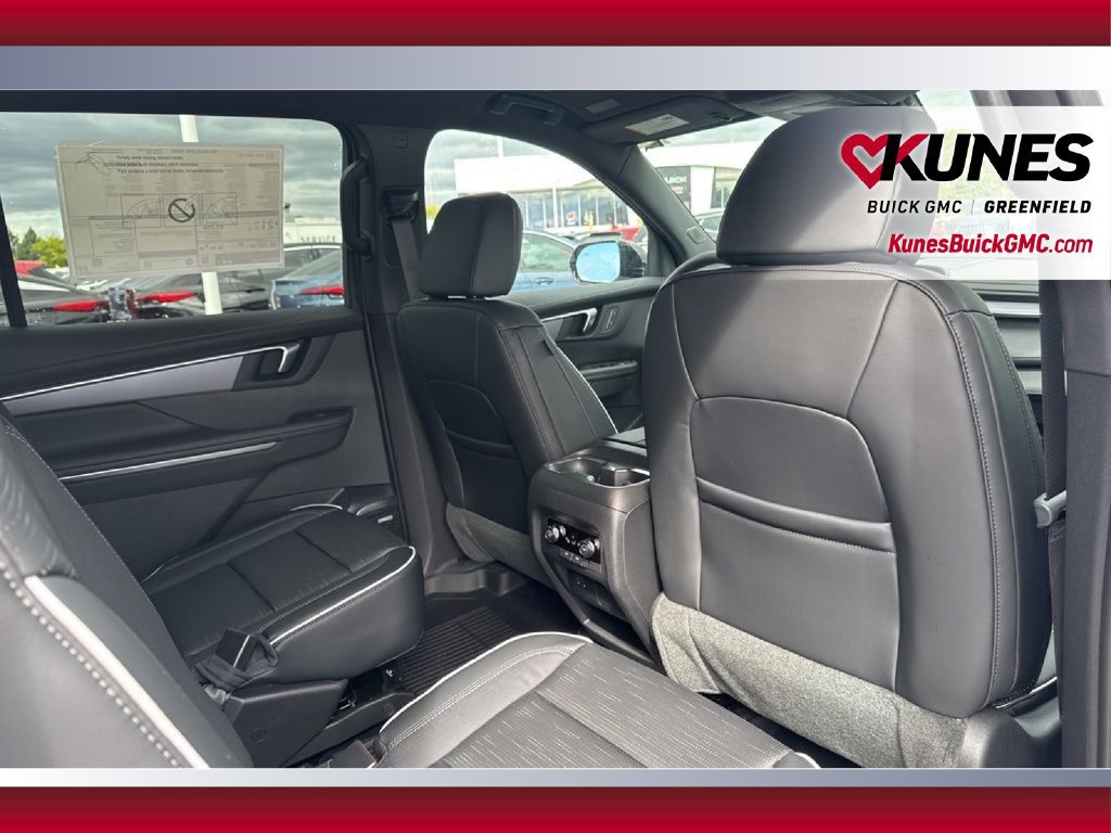 Used 2026 Buick Enclave Sport Touring w/ LPO, Floor Liner Package AWD/4WD image 50
