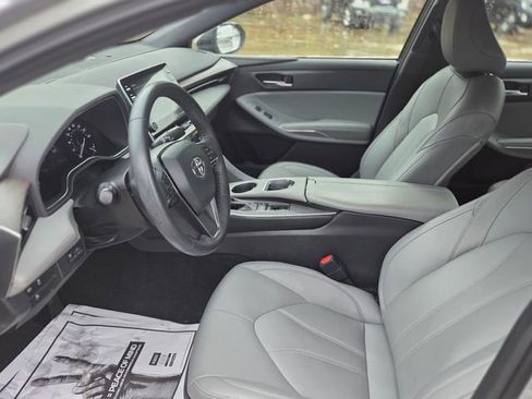 Used 2021 Toyota Avalon XLE image 25