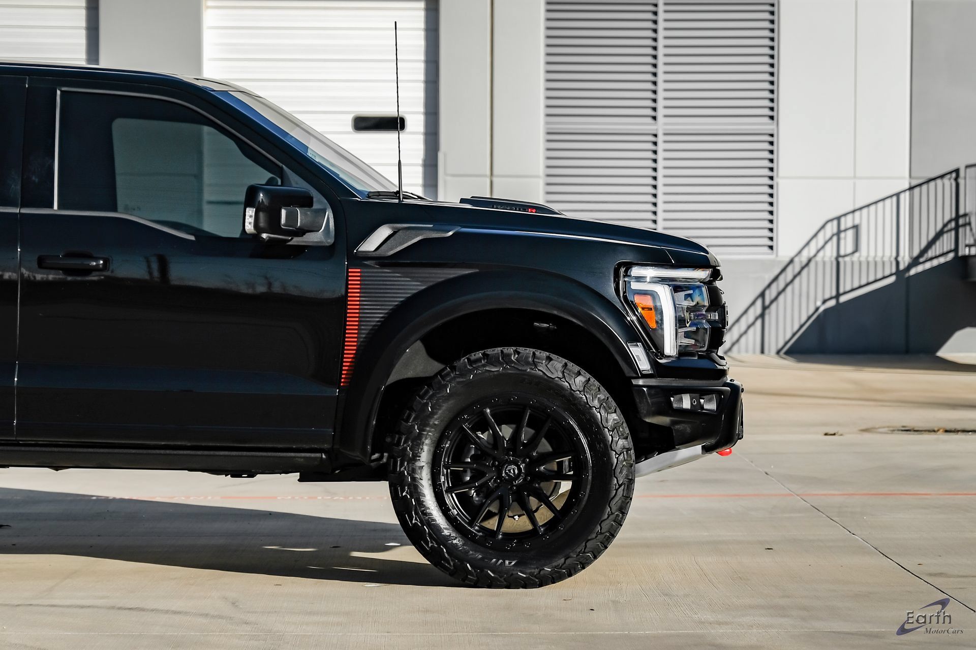 Used 2025 Ford F150 Raptor w/ Equipment Group 803A Raptor R AWD/4WD image 18