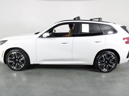 Used 2025 BMW X3 xDrive30i w/ Premium Package AWD/4WD image 10